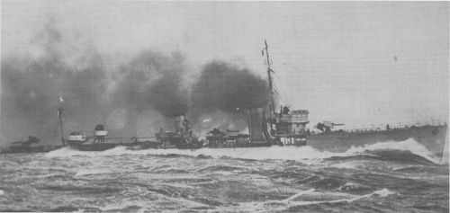 Photograph associated with HMS Thanet (H29)