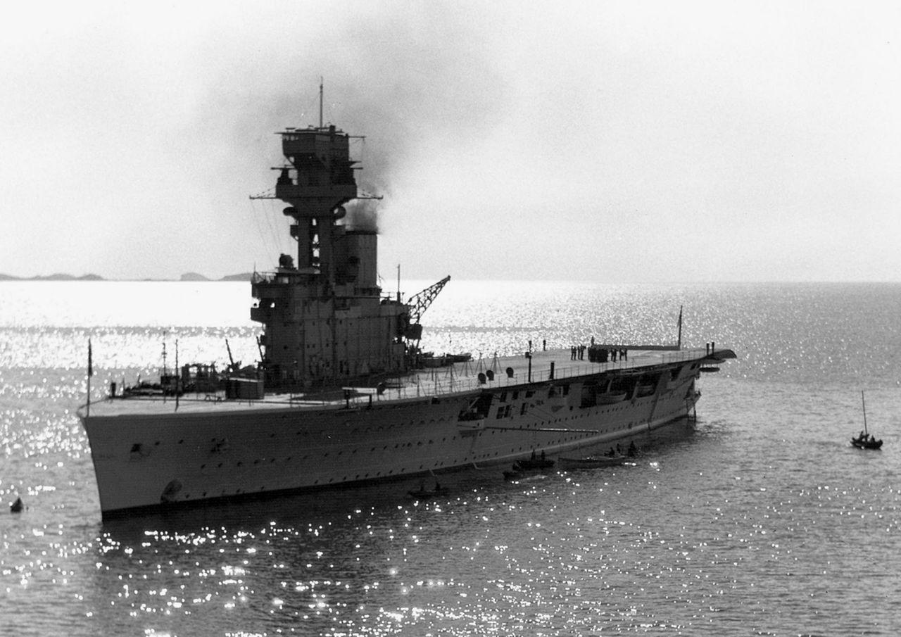 Photograph associated with HMS Hermes (95)