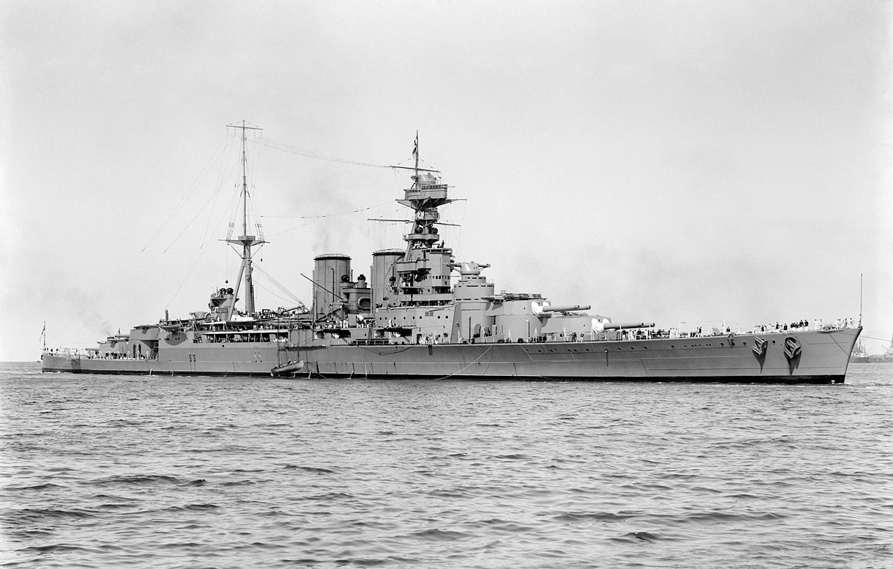 Photograph associated with HMS Hood (51)