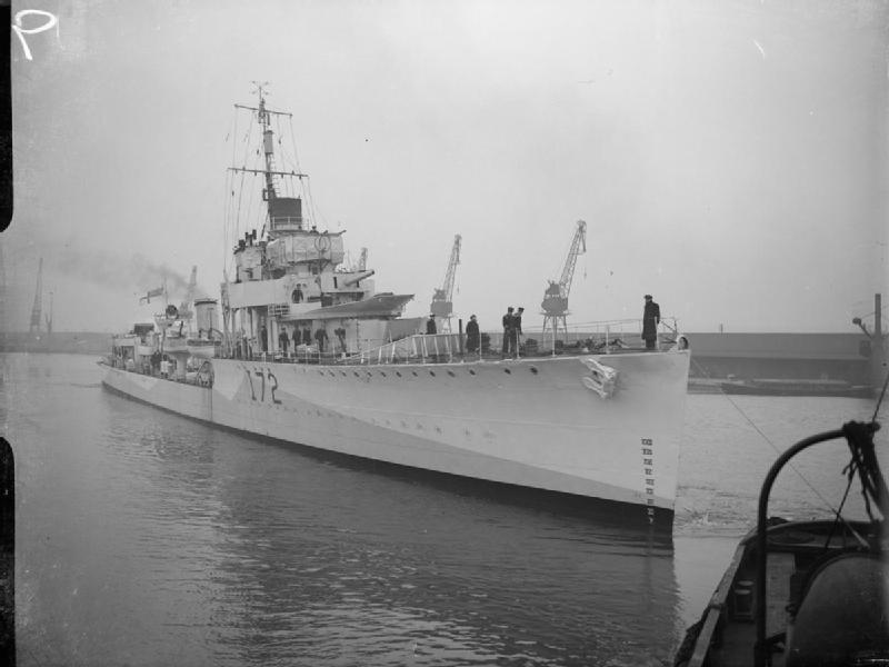 Photograph associated with HMS Veteran (D72)
