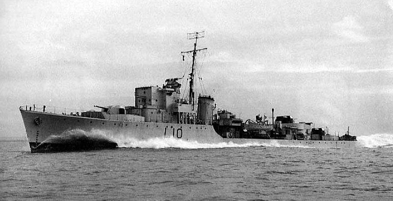 Photograph associated with HMS Southwold (L10)